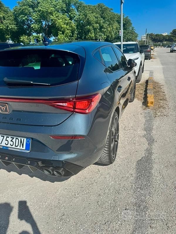 Usata Cupra Leon 245 CV (180 kW) 2021 Grigio Berlina