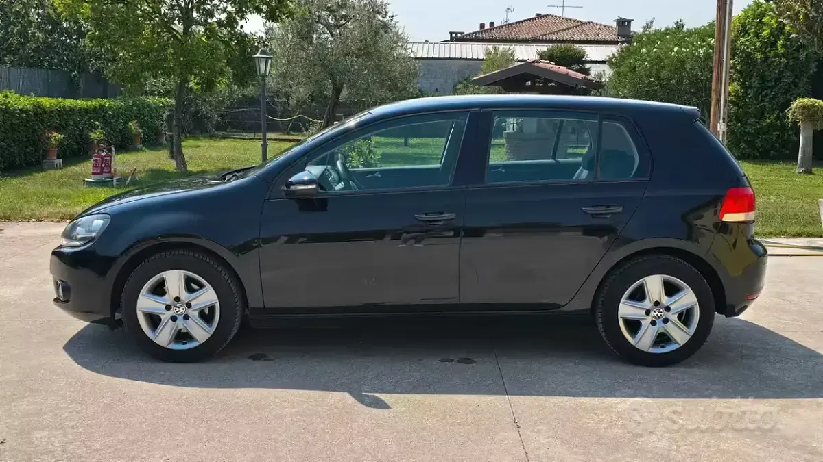 Usata VW Golf VI 122 CV (89 kW) 2010 Nero Berlina