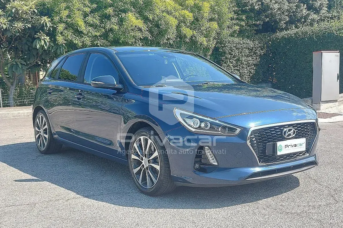 Usata Hyundai i30 136 CV (100 kW) 2018 Bluazzurro Utilitaria