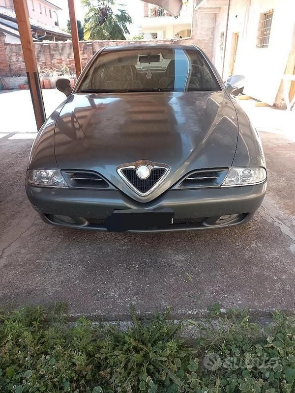 Usata Alfa Romeo 166 155 CV (114 kW) 1998 Grigio Berlina