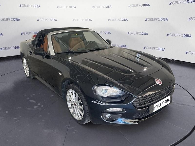 Usata Fiat 124 Spider Lusso 140 CV (102 kW) 2016 Nero Cabrio