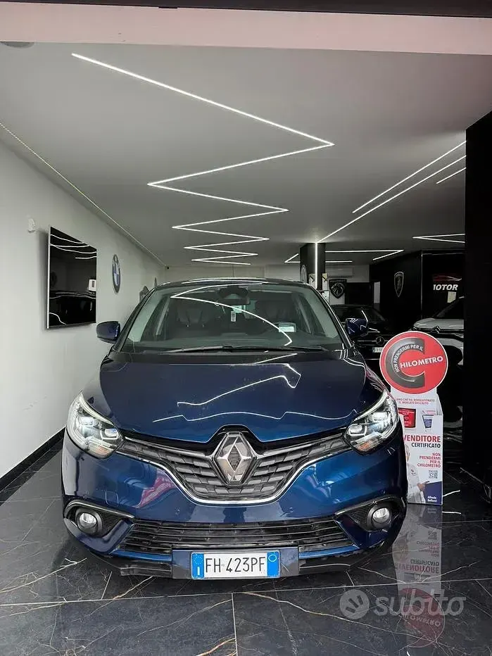 Usata Renault Scénic IV Bose Edition 110 CV (80 kW) 2017 Blu Monovolume