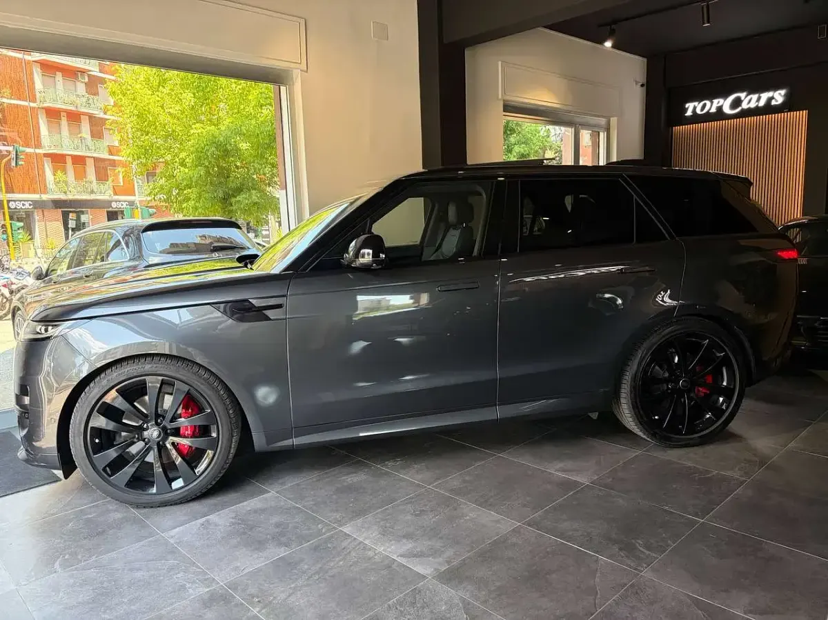 Usata Land Rover Range Rover Sport HSE Dynamic 300 CV (220 kW) 2024 Grigio SUV