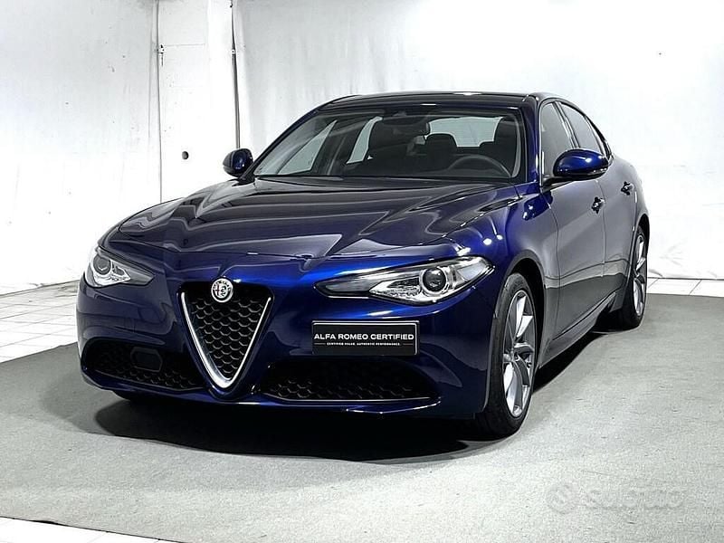 Blu Usata 2021 Alfa Romeo Giulia Business Tre volumi | 30.900 € (Buon prezzo) - Immagine 1/4