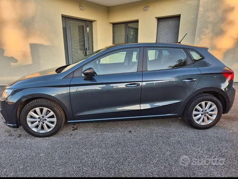 Käytetty Seat Ibiza XCELLENCE 80 HP (58 kW) 2019 Viistoperä