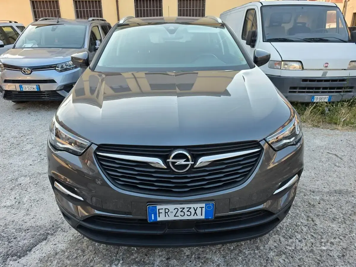 Usata Opel Grandland X 131 CV (96 kW) 2018 Grigio SUV