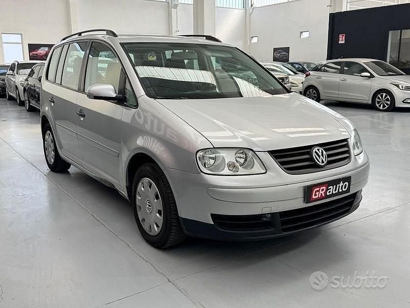 Usata VW Touran Highline 105 CV (77 kW) 2005 Other Monovolume