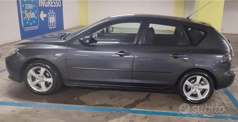 Usata Mazda 3 2006 Grigio Utilitaria
