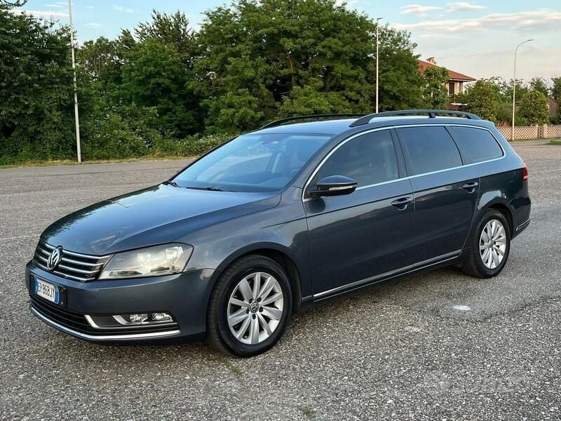 Grigio Usata 2013 VW Passat Station wagon | 6300 € (Buon prezzo) - Immagine 1/4