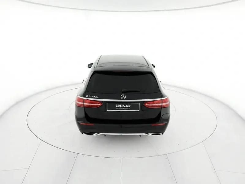 Usata Mercedes E300 Premium 211 CV (155 kW) 2020 Nero Station wagon