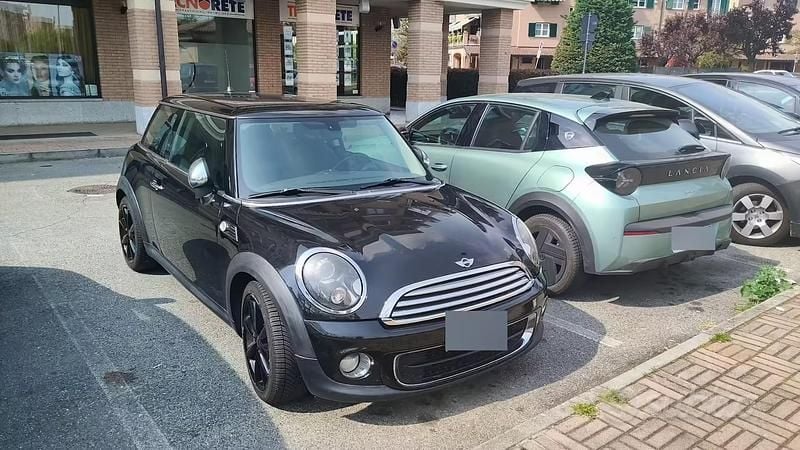 Begagnad Mini One D 90 HK (66 kW) 2011 Svart Halvkombi