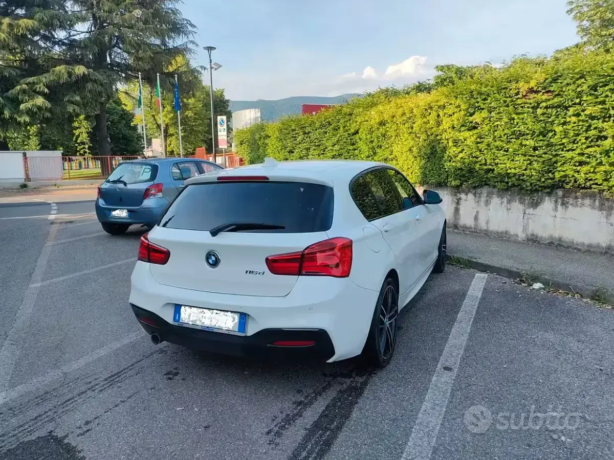 Usado BMW 116 M Sport 116 HP (85 kW) 2019 Branco Citadino