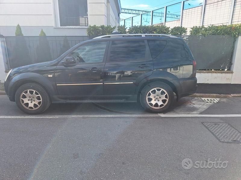 Usata Ssangyong (KGM) Rexton 2007 Nero SUV