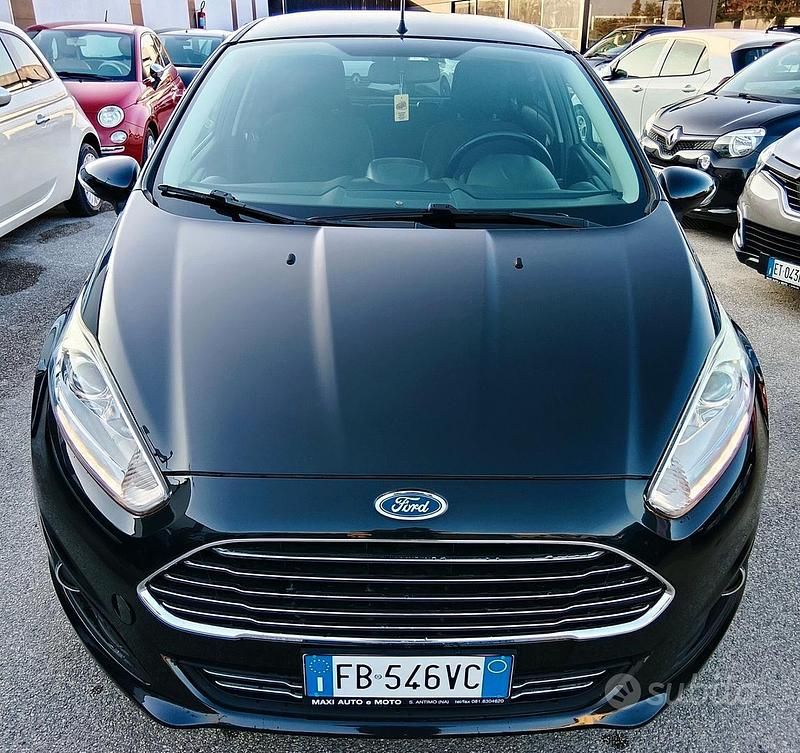 Usata Ford Fiesta Titanium 95 CV (69 kW) 2015 Nero Berlina