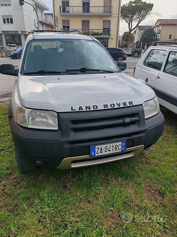 Usata Land Rover Freelander 97 CV (71 kW) 2002 Grigio SUV