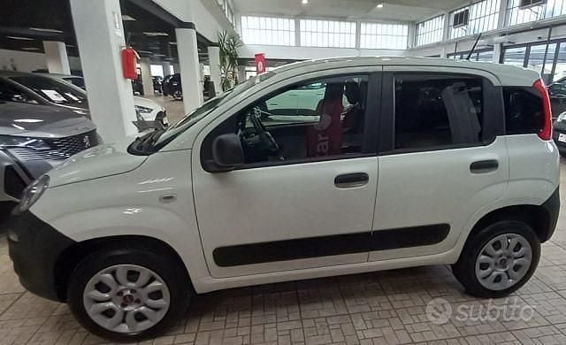 Usata Fiat Panda 4x4 Pop 86 CV (63 kW) 2020 Bianco Utilitaria