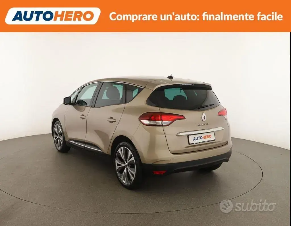 Usata Renault Scénic IV Intens 110 CV (80 kW) 2018 Oro Monovolume