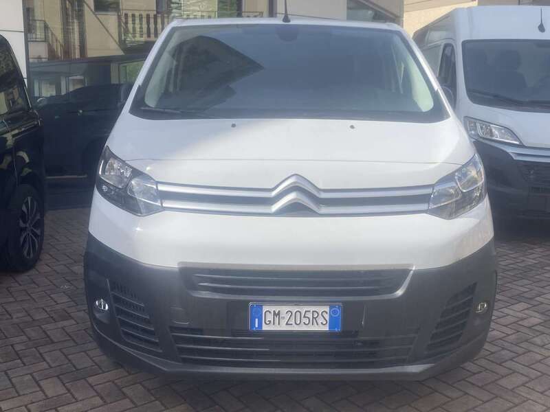 Usata Citroën Jumpy 140 CV (102 kW) 2023 Bianco Monovolume