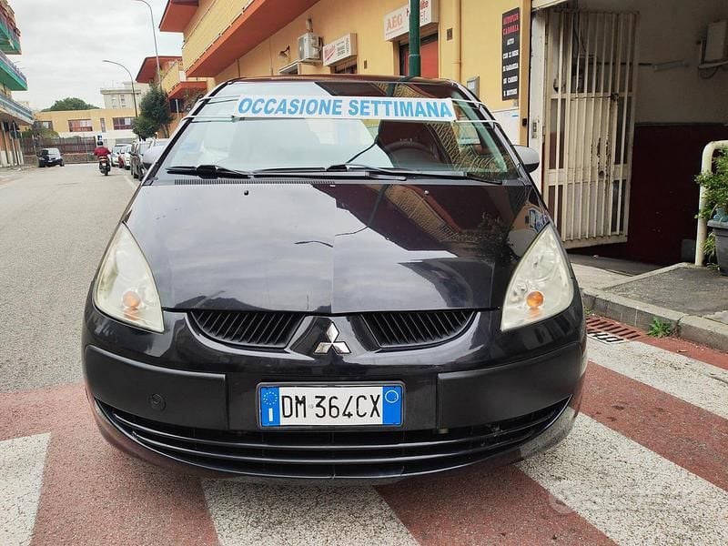 Nero Usata 2008 Mitsubishi Colt Berlina | 1300 € - Immagine 1/4