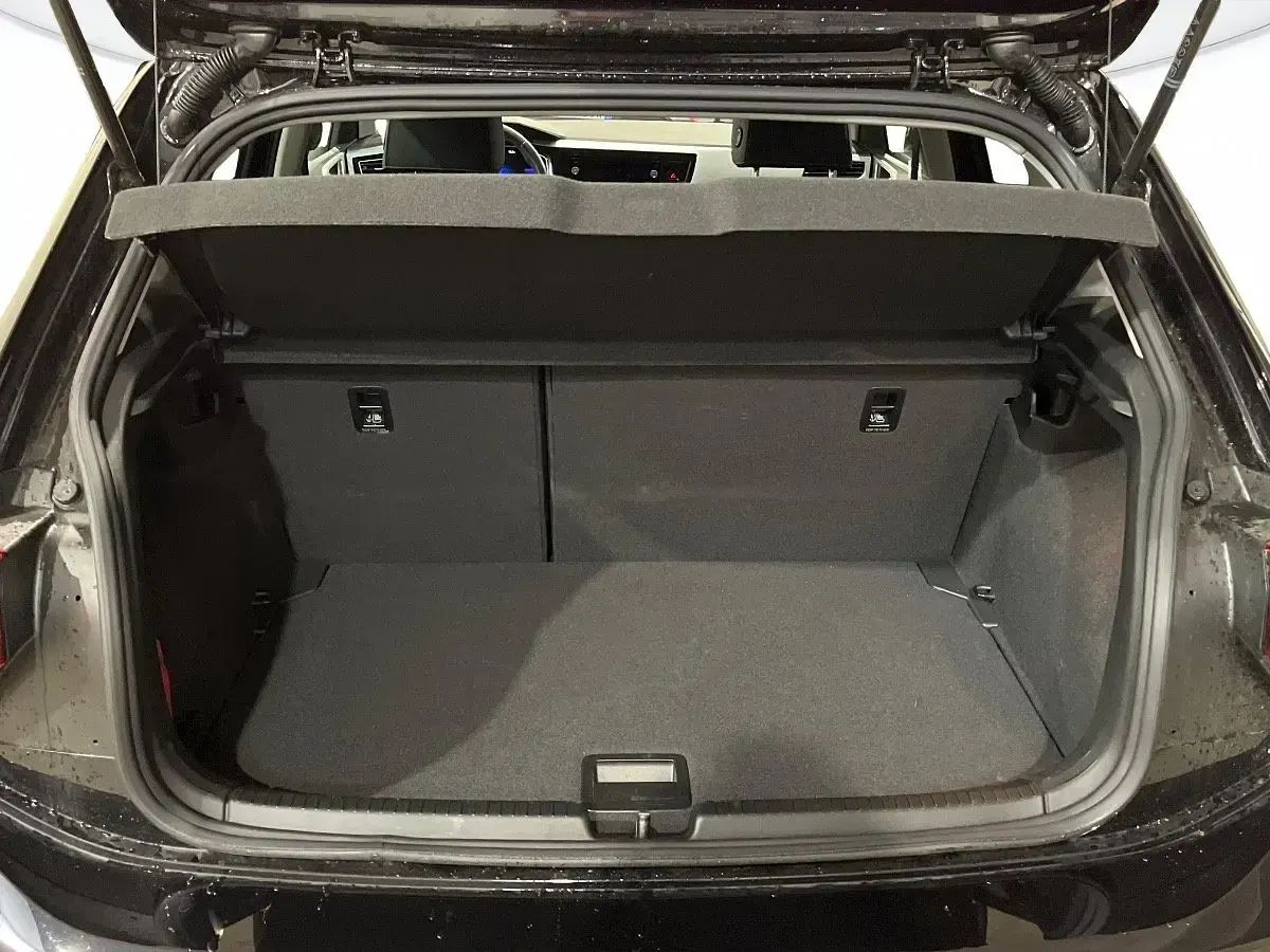 Usata VW Polo Life 95 CV (69 kW) 2025 Nero Utilitaria