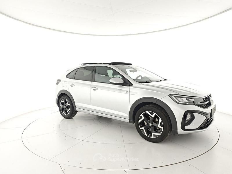 Usata VW Taigo R-line 116 CV (85 kW) 2025 Argento SUV