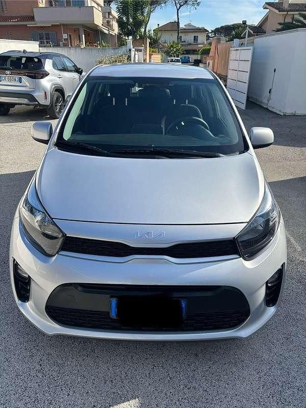 Argento Usata 2022 Kia Picanto Comfort Due volumi | 10.700 € (Ottimo prezzo) - Immagine 1/4