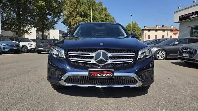 Käytetty Mercedes GLC250 211 HP (155 kW) 2017 Sininen Katumaasturi