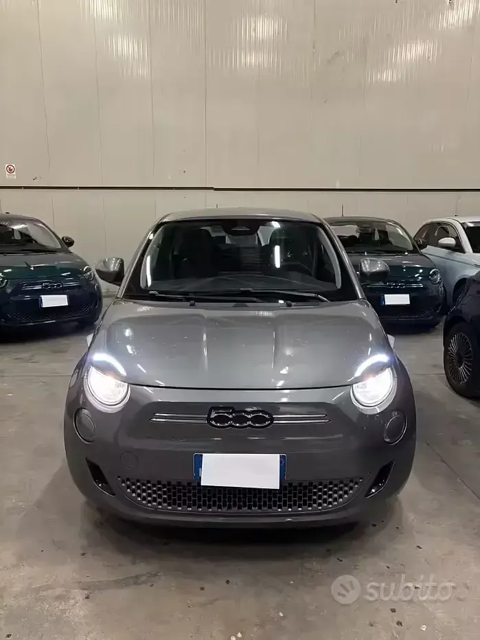 Usado Fiat 500e Icon 42 kW (58 CV) 2021 Gris Berlina