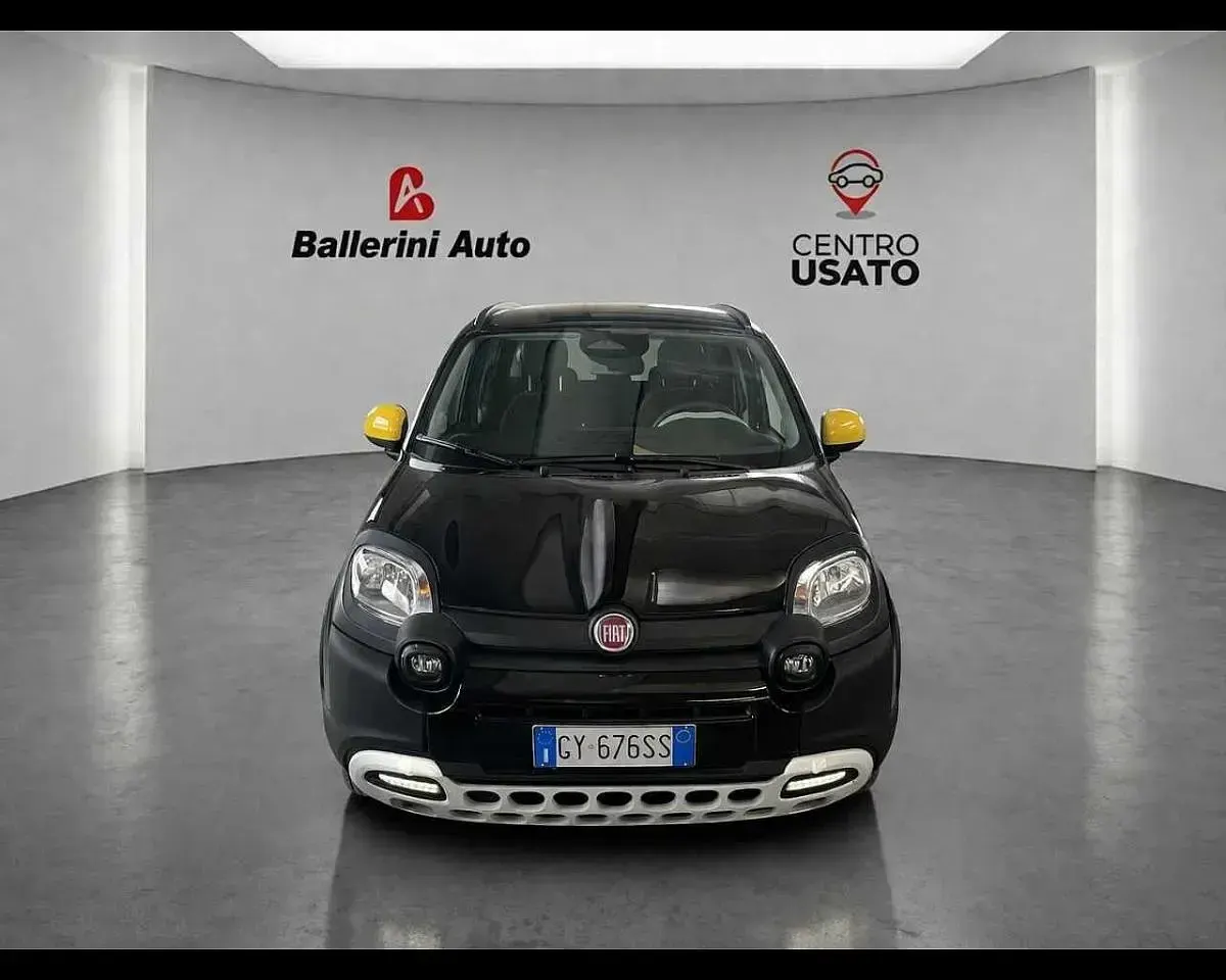 Usata Fiat Panda Cross Cross 69 CV (50 kW) 2025 Nero Utilitaria