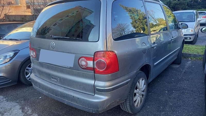 Usata VW Sharan Comfortline 164 CV (120 kW) 2005 Grigio Monovolume