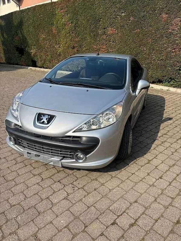 Gebraucht Peugeot 207 CC 150 PS (110 kW) 2008 Cabrio