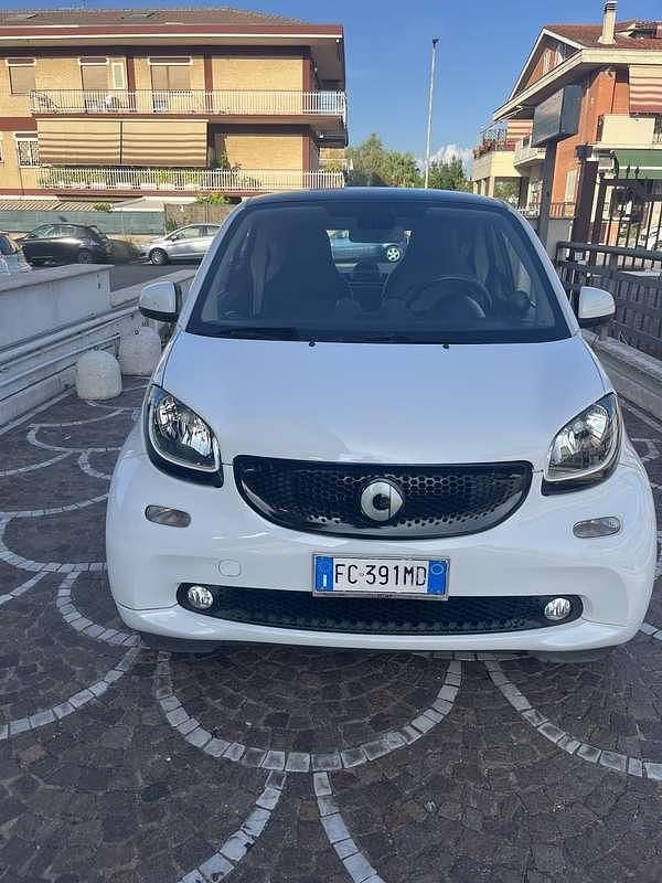 Usata 2016 Smart #3 SUV | 12.900 € (Cara) - Immagine 1/4