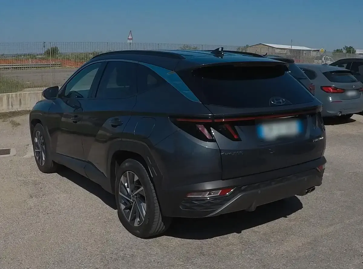 Usata Hyundai Tucson 136 CV (100 kW) 2023 Grigio SUV