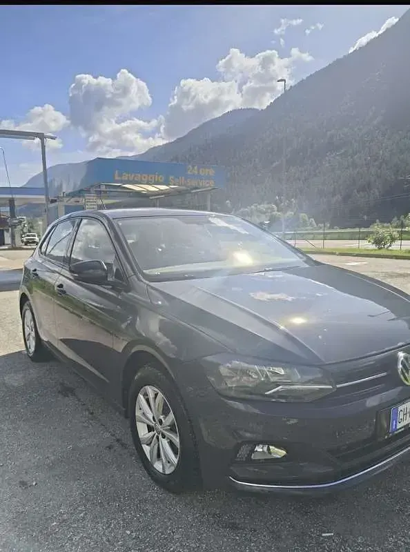 Usata VW Polo Highline 95 CV (69 kW) 2018 Utilitaria