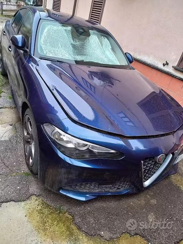 Usata Renault Twingo 65 CV (47 kW) 2019 Blu Utilitaria