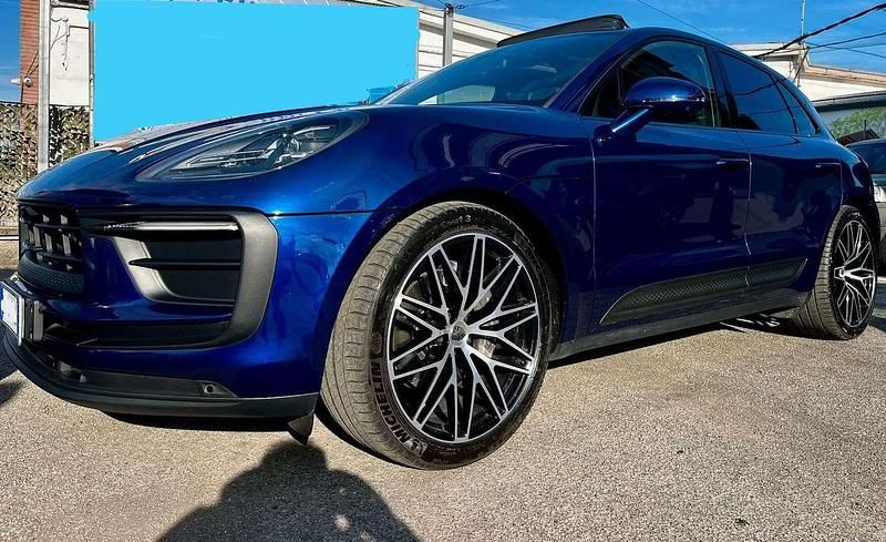 Usata Porsche Macan 265 CV (194 kW) 2023 Blu/azzurro SUV