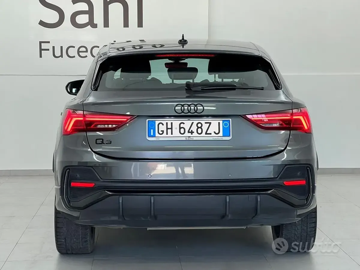 Gebraucht Audi Q3 Sportback S-Line 150 PS (110 kW) 2022 Grau SUV