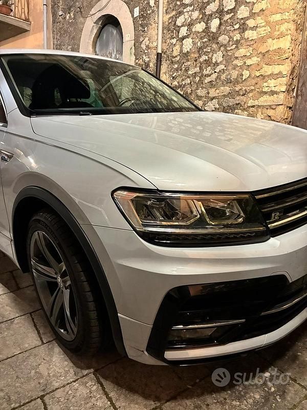 Usata VW Tiguan R-line 116 CV (85 kW) 2018 Bianco SUV