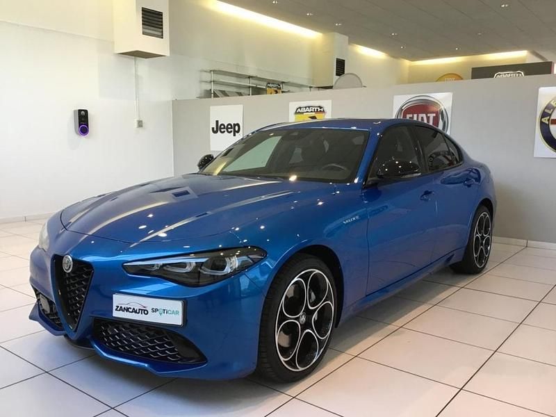 Usata Alfa Romeo Giulia Veloce 280 CV (205 kW) 2024 Blu Berlina