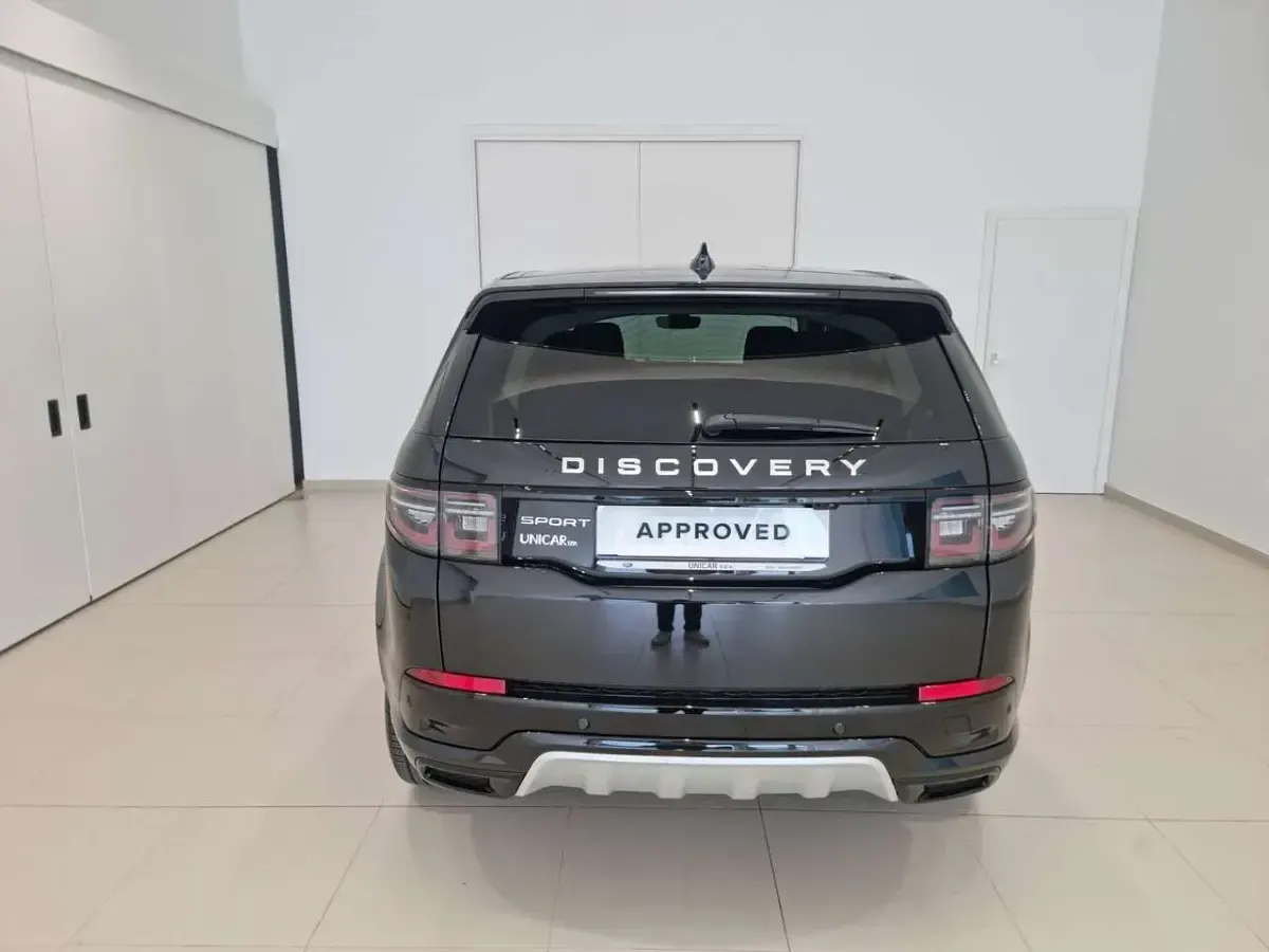 Usata Land Rover Discovery 5 S 163 CV (119 kW) 2025 Santorini black metallizzato SUV