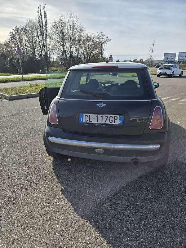Usata Mini Cooper 116 CV (85 kW) 2002 Utilitaria