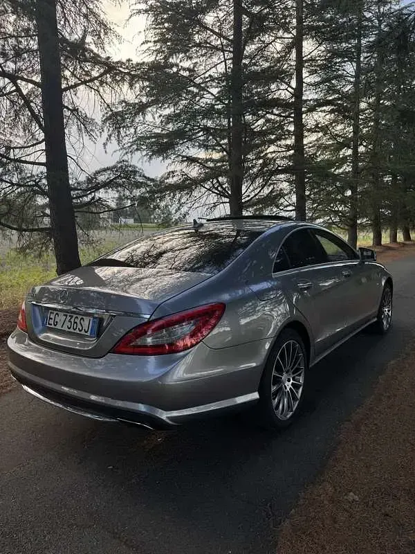 Usata Mercedes CLS500 408 CV (300 kW) 2012 Grigio Berlina