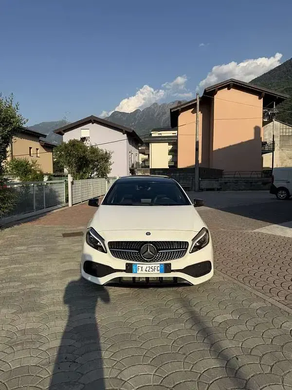 Usata Mercedes A220 Premium 184 CV (135 kW) 2016 Bianco Berlina