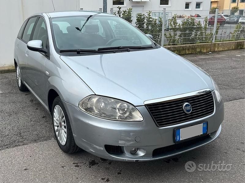 Usata Fiat Croma 140 CV (102 kW) 2007 Grigio Station wagon