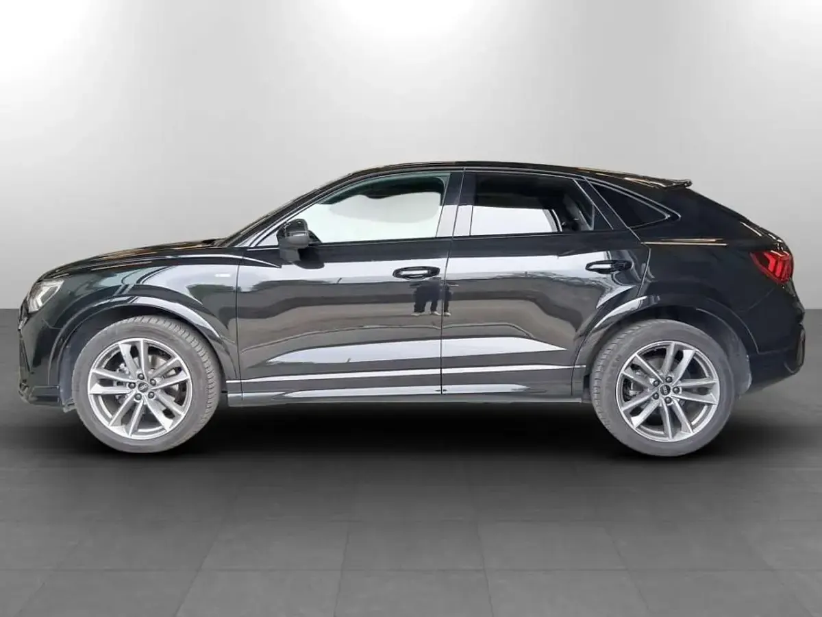 Usata Audi Q3 Sportback S-Line 150 CV (110 kW) 2022 Nero mito metallizzato SUV