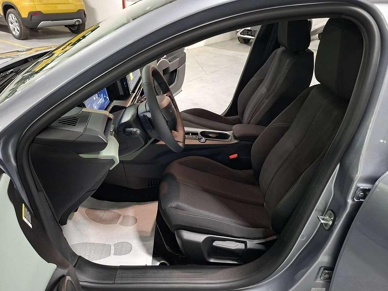 Nuova Lancia Ypsilon 101 CV (74 kW) 2025 Grigio granito (861) Utilitaria