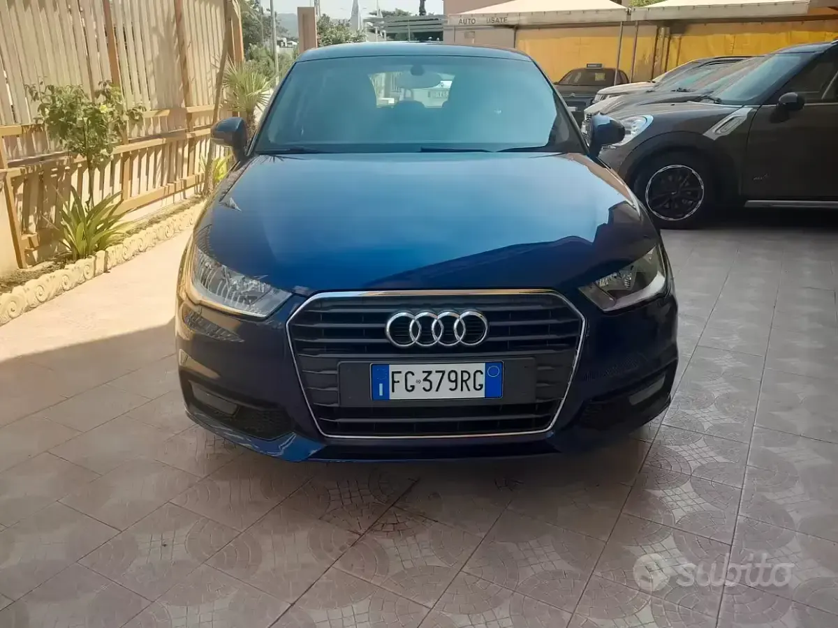 Usata Audi A1 125 CV (91 kW) 2016 Bluazzurro Utilitaria