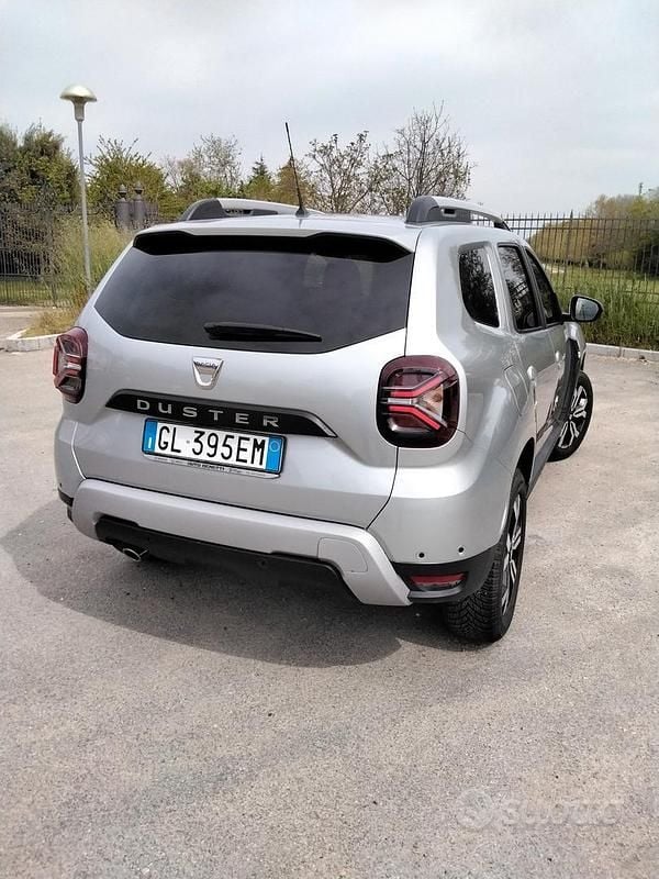 Usata Dacia Duster 101 CV (74 kW) 2022 Grigio SUV