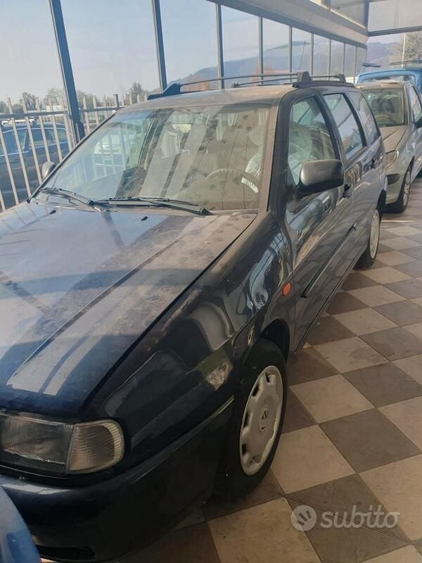 Usata VW Polo Highline 90 CV (66 kW) 2000 Blu Station wagon