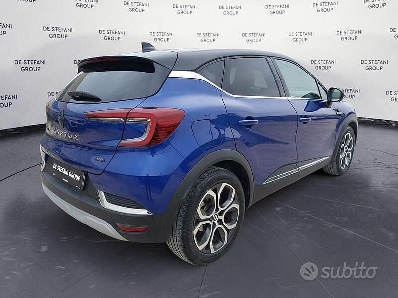 Usata Renault Captur Techno 143 CV (105 kW) 2023 Blu SUV